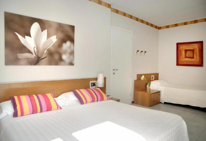 חדר סטנדרט לשלושה, Elite