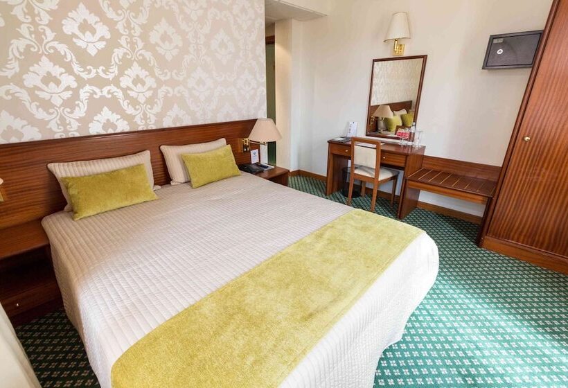 ファミリールーム, Eurosol Gouveia