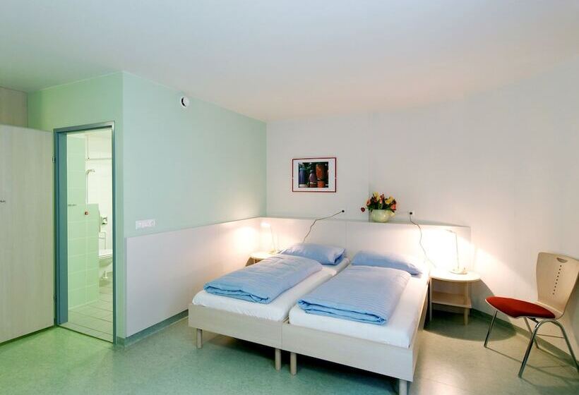 اتاق استاندارد یک تخته برای معلولان, Kolping Wien Zentral