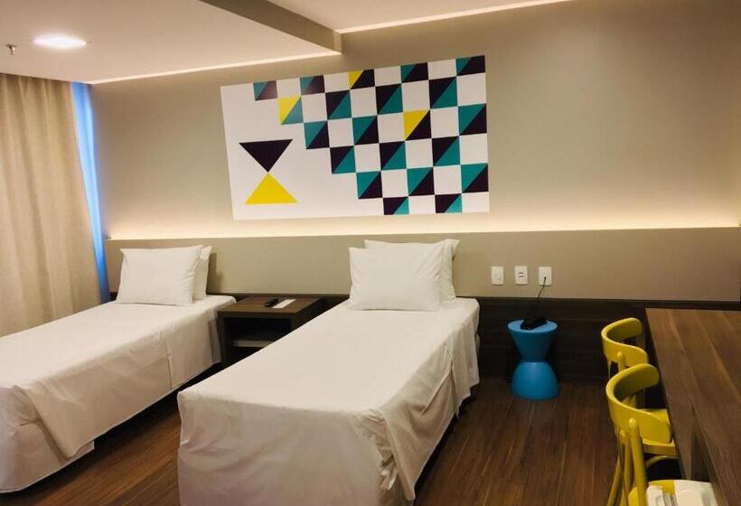 Номер Стандарт, Master Express Cidade Baixa  Proximo A Ufrgs E A Santa Casa