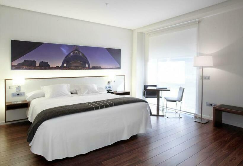 غرفة قياسية, Primus Valencia