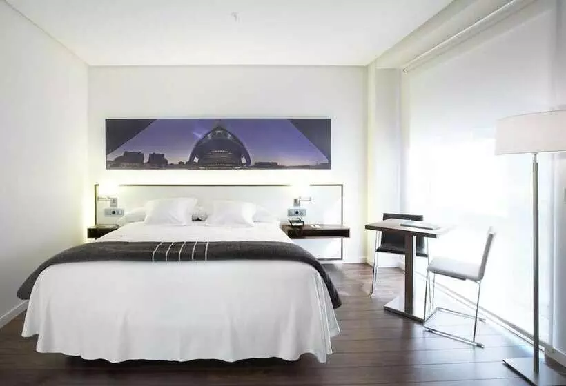 ジュニアスイート, Primus Valencia