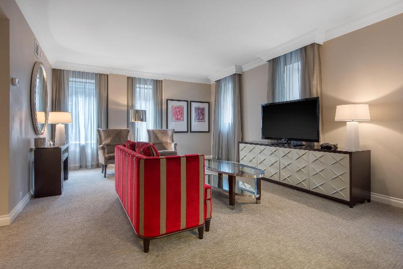 חדר פרמיום, Radon Plaza