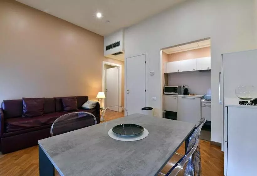 Juniorsviitti Sivuttainen Merinäkymä, Residence Esplanade