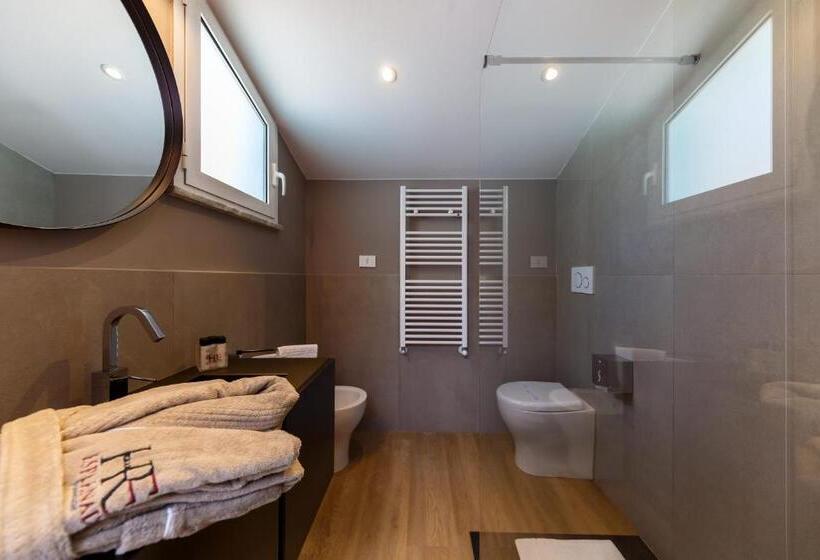 자쿠지 스위트, Residence Esplanade