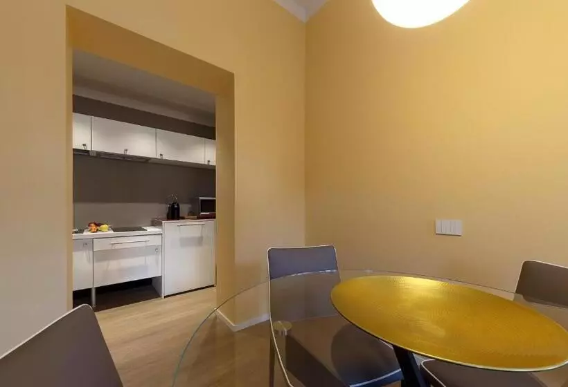 Sviitti Parveke, Residence Esplanade