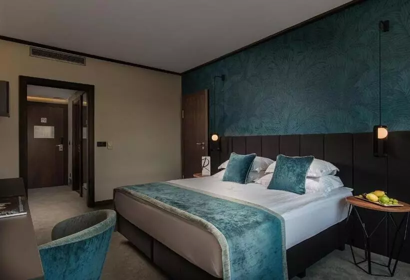 Habitación Superior Vista Ciudad, Rosslyn Central Park Hotel Sofia