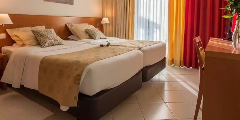 اتاق استاندارد یک نفره, Sao Sebastiao De Boliqueime