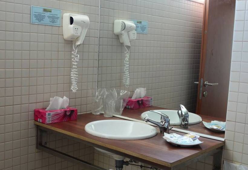 スタンダードルーム, Sao Sebastiao De Boliqueime