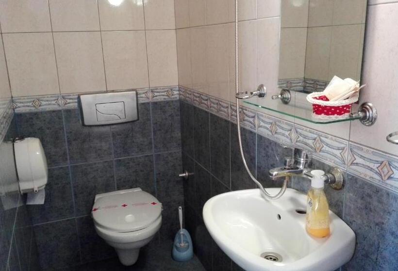 חדר סטנדרט, Scotty S Boutique