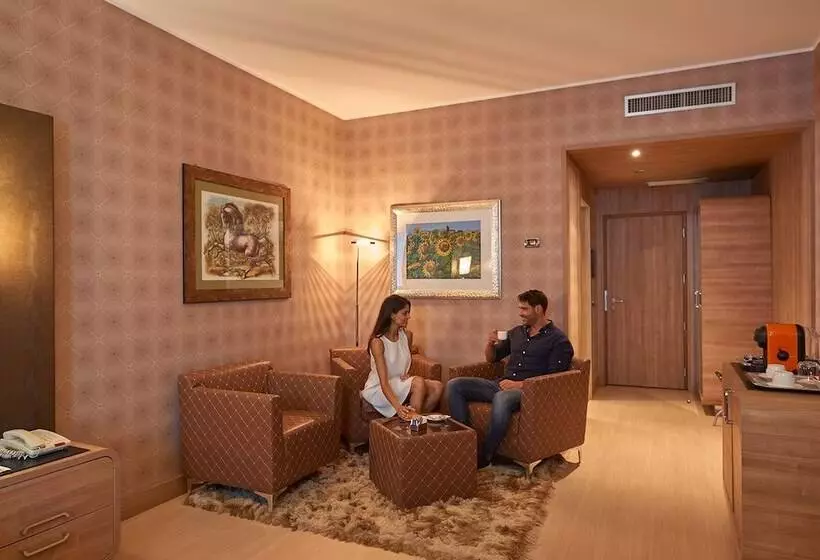 سوییت, Thotel Lamezia