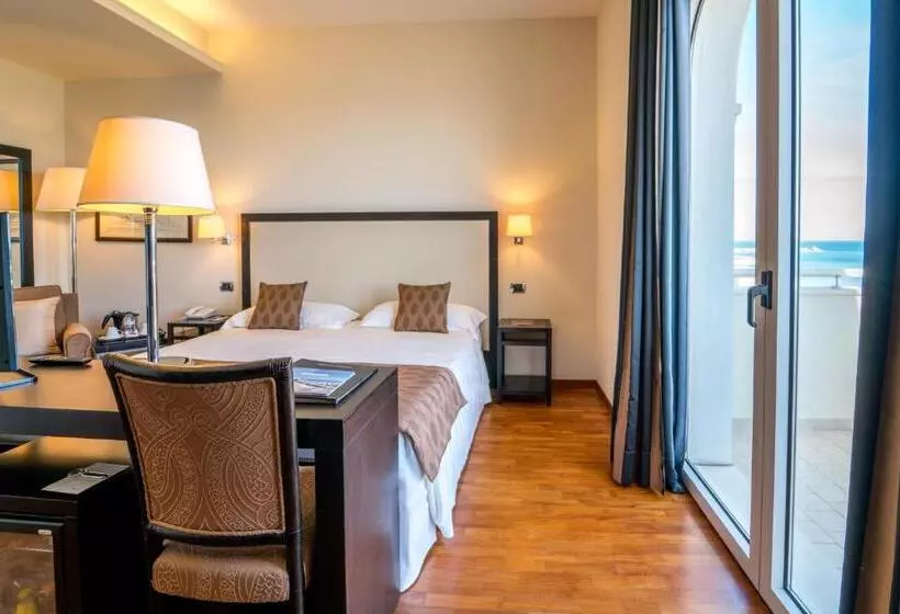 اتاق پرستیژ با چشم‌انداز دریا, Terrazza Marconi Hotel&spamarine