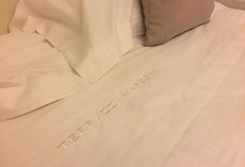 جناح مطلّ علي البحر, Terrazza Marconi Hotel&spamarine