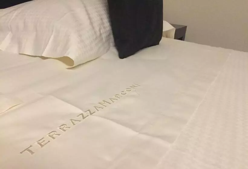 اتاق استاندارد با چشم‌انداز دریا, Terrazza Marconi Hotel&spamarine