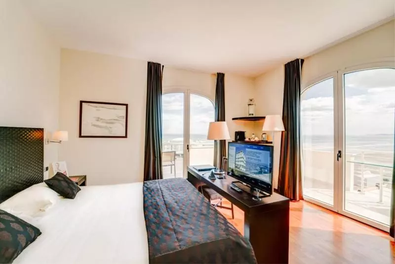 اتاق استاندارد با چشم‌انداز دریا, Terrazza Marconi Hotel&spamarine