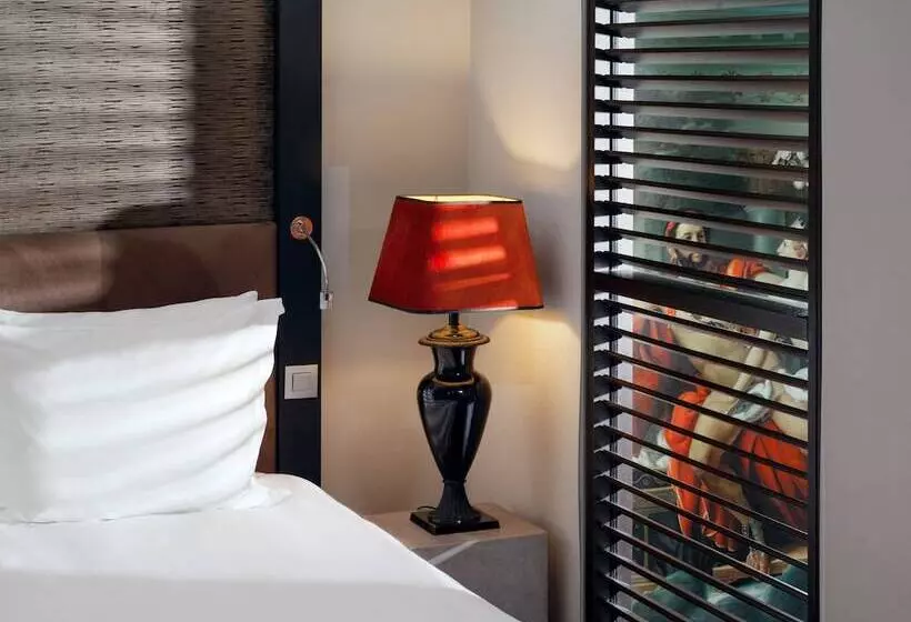 سوییت اجرایی, The Dominican, Brussels, A Member Of Design Hotels