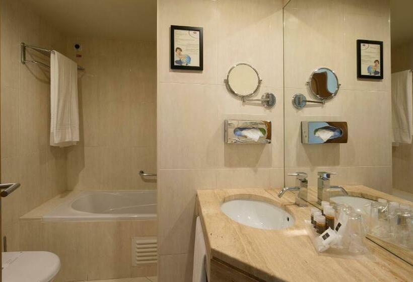 اتاق اجرایی, Turim Iberia