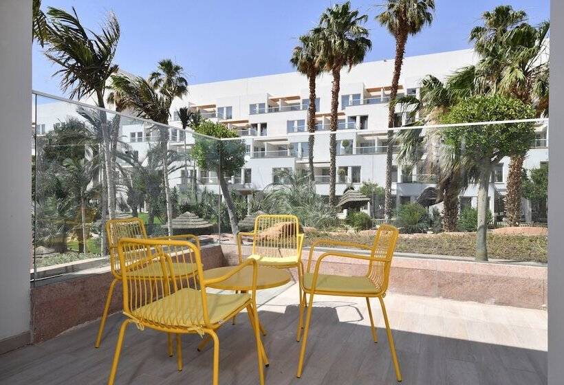 סוויטה, Royal Garden By Isrotel Collection