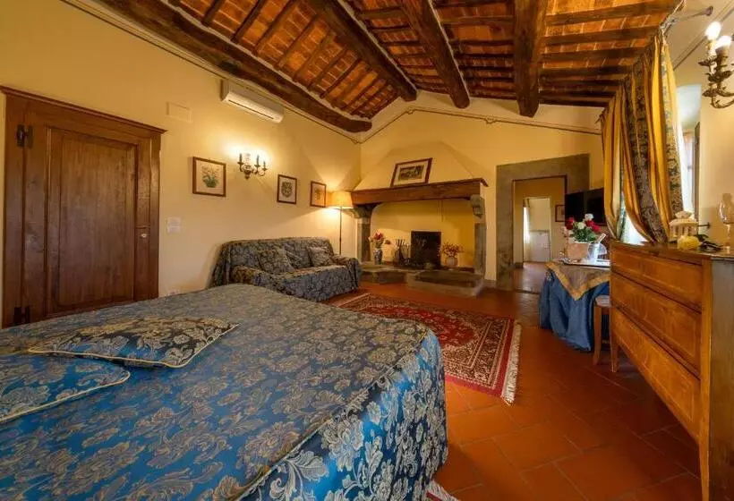 Juniorsviitti, Villa Borgo San Pietro