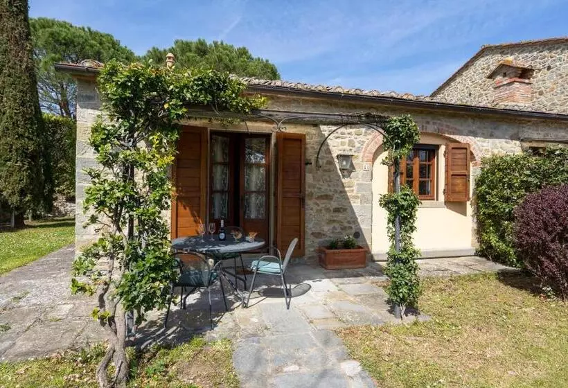 Huoneisto 1 Makuuhuone Pohjakerros, Villa Borgo San Pietro