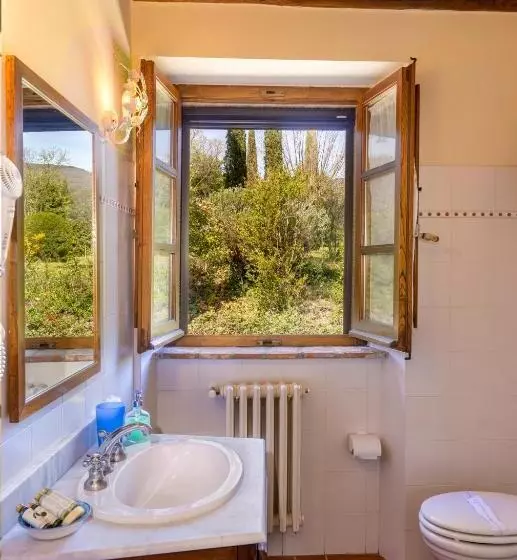 Huoneisto 1 Makuuhuone Pohjakerros, Villa Borgo San Pietro
