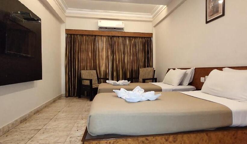 Quarto Deluxe, Sriram Residency