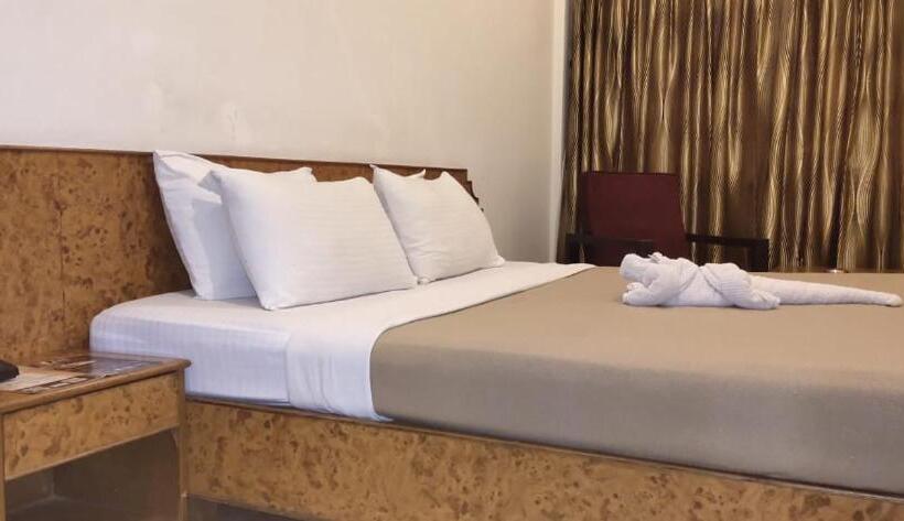 Quarto Deluxe, Sriram Residency