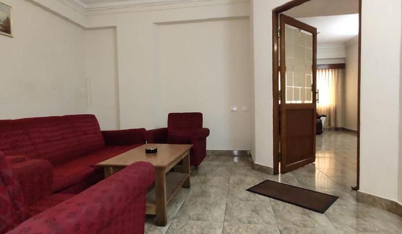 Suíte, Sriram Residency