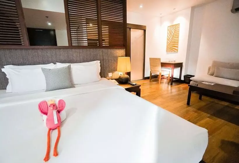 اتاق لوکس با چشمانداز باغ, Baan Laimai Beach Resort & Spa Sha Extra Plus