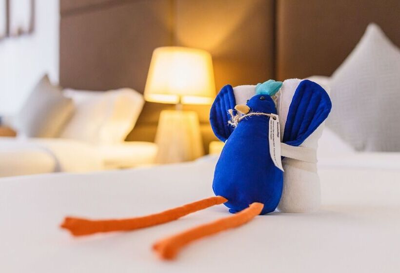 디럭스 룸, Baan Laimai Beach Resort & Spa  Sha Extra Plus