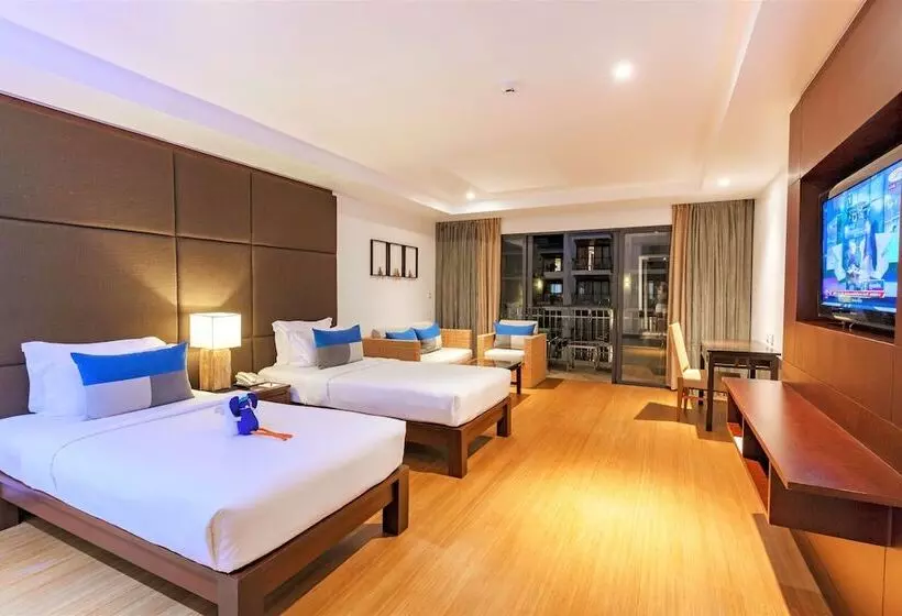 اتاق لوکس با چشمانداز استخر, Baan Laimai Beach Resort & Spa Sha Extra Plus