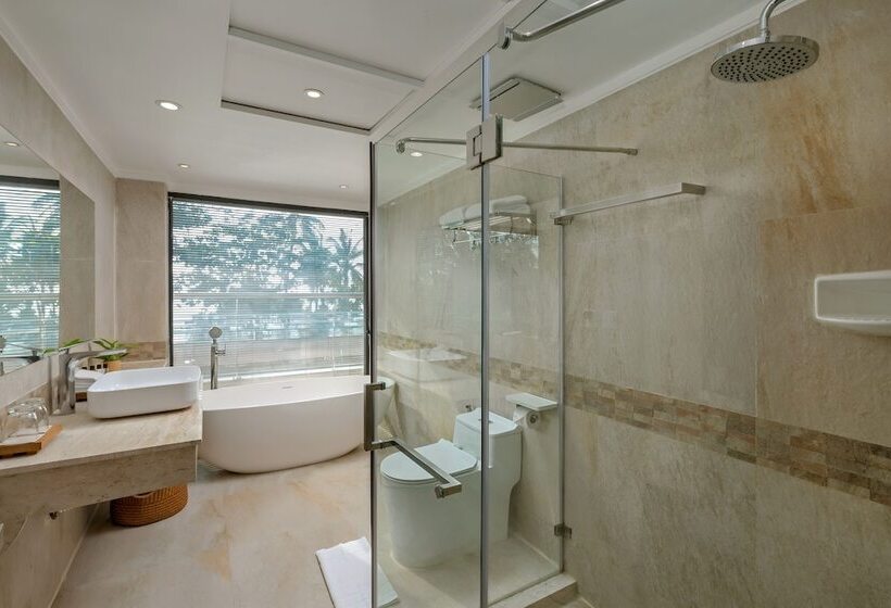 디럭스 룸, Baan Laimai Beach Resort & Spa  Sha Extra Plus