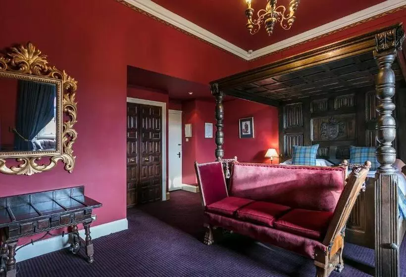 テーマパークスタンダードルーム, Dalhousie Castle