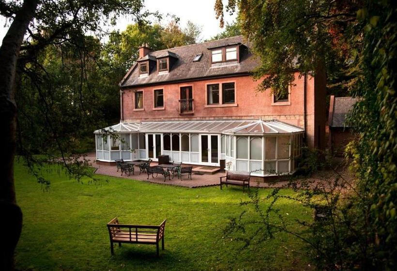 جناح, Dalhousie Castle