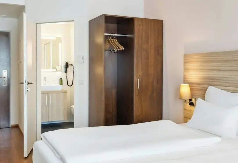 اتاق استاندارد با چشم‌انداز شهر, Four Points Flex by Sheraton Salzburg Messe