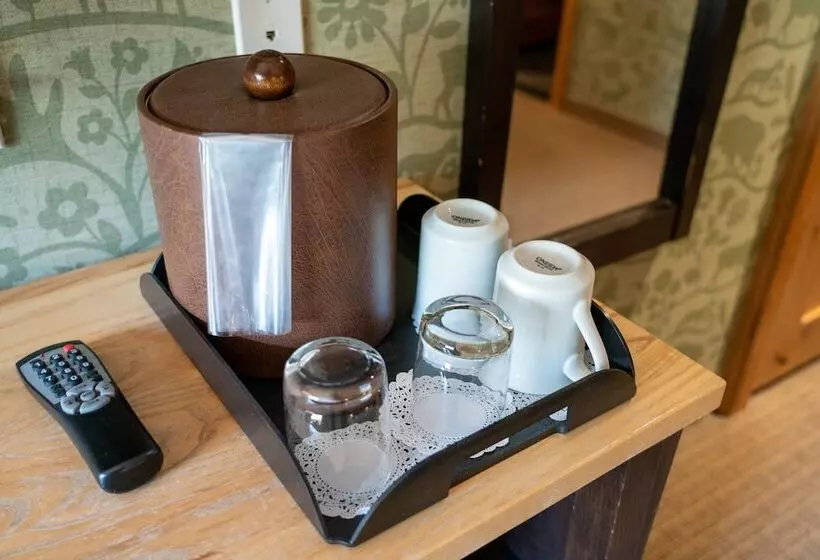 اتاق استاندارد, Fox Hotel And Suites