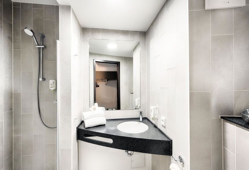 اتاق استاندارد, B&B Hotel Frankfurt-Messe