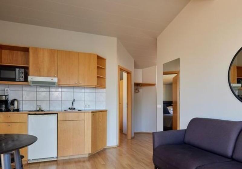 آپارتمان 1 خوابه, Frón