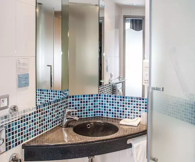 اتاق استاندارد, Holiday Inn Express Toulouse Airport, An Ihg