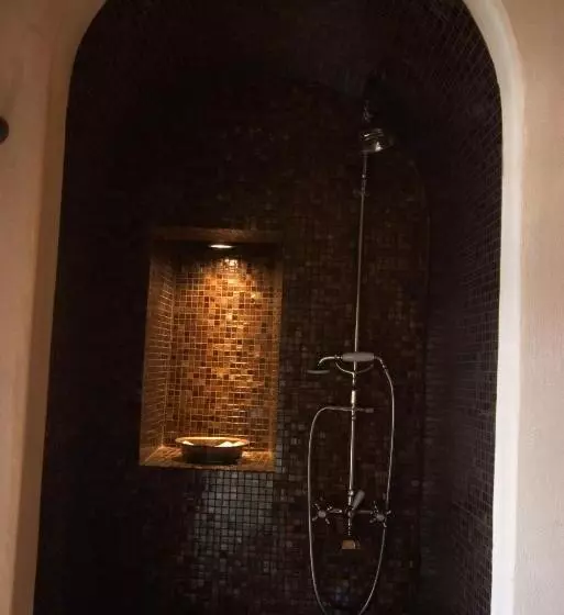 スタンダードルーム, Imaret