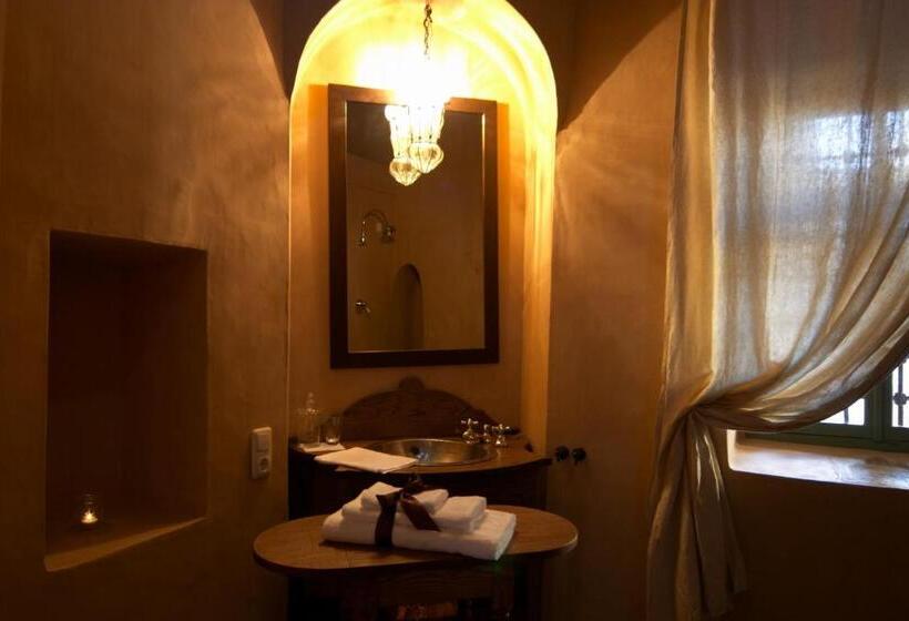 스탠다드 룸, Imaret