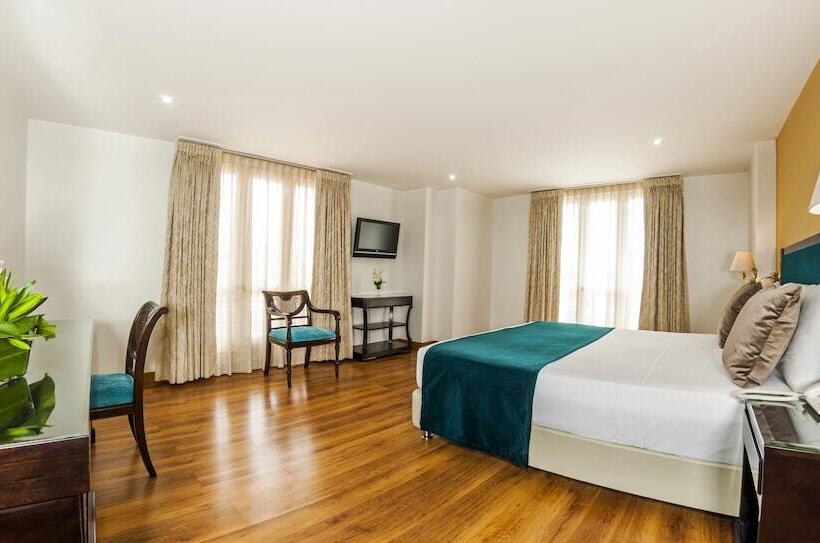 Полулюкс, Le Manoir Bogota