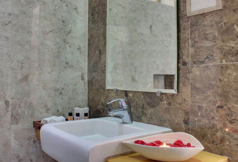 Deluxe Room Sea View, Longuinhos Beach Resort