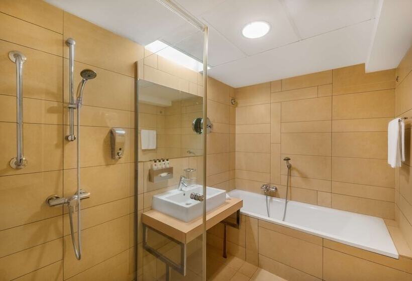 Люкс, Park Inn By Radisson Sarvar Resort & Spa   All Inclusive