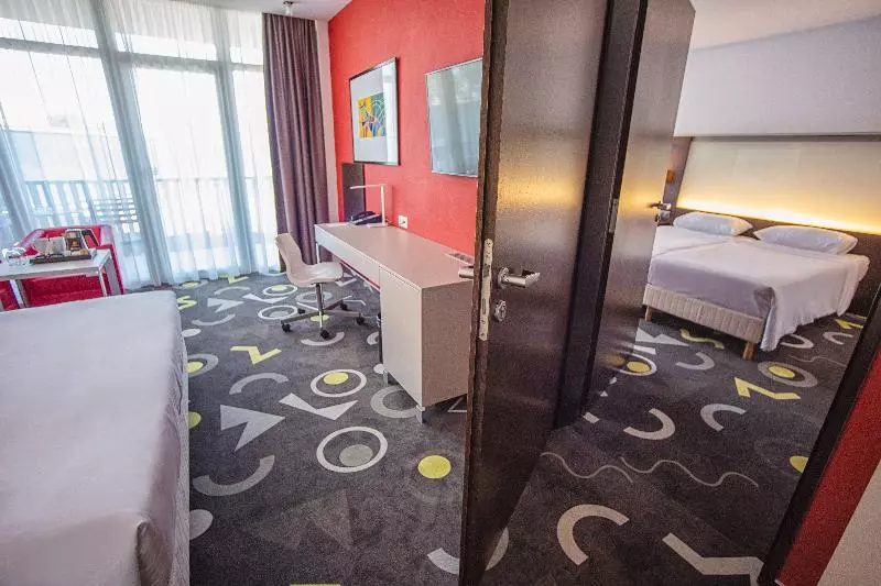 سوییت, Park Inn By Radisson Sarvar Resort & Spa   All Inclusive
