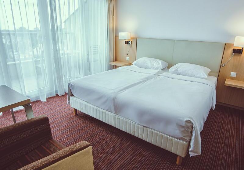 سوییت, Park Inn By Radisson Sarvar Resort & Spa   All Inclusive