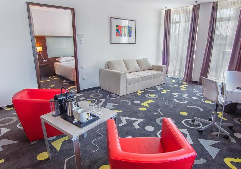 سوییت, Park Inn By Radisson Sarvar Resort & Spa   All Inclusive