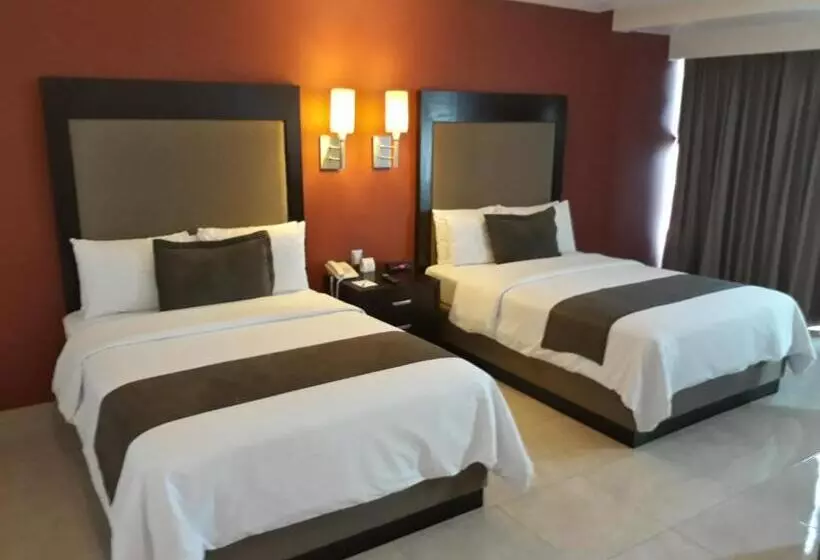 エクゼクティブスイート, Hotel & Suites PF