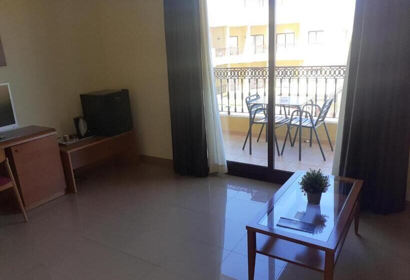 اتاق استاندارد با اتاق نشیمن, Playasol