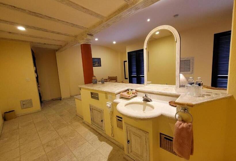 اتاق لوکس, Quinta Las Alondras